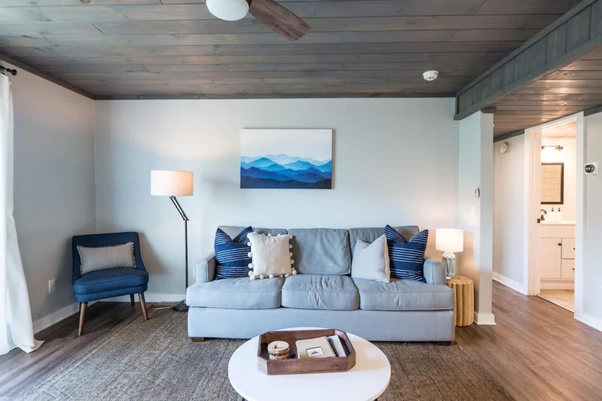 Modern Mountain Escape